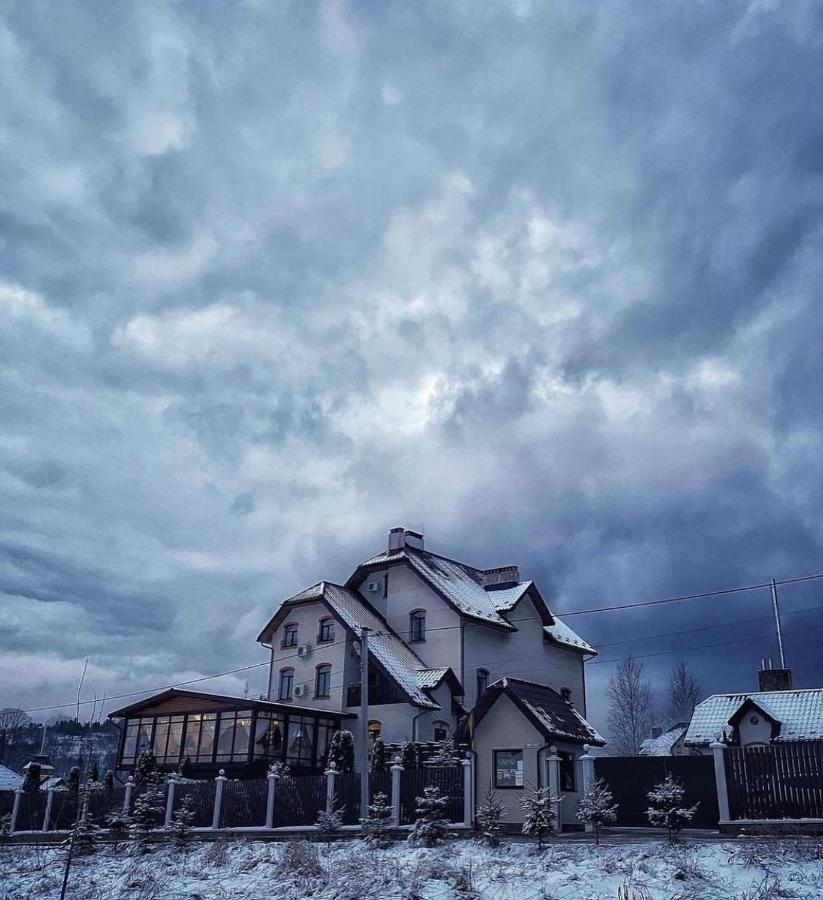 Villa Grand Skhidnytsia Bagian luar foto