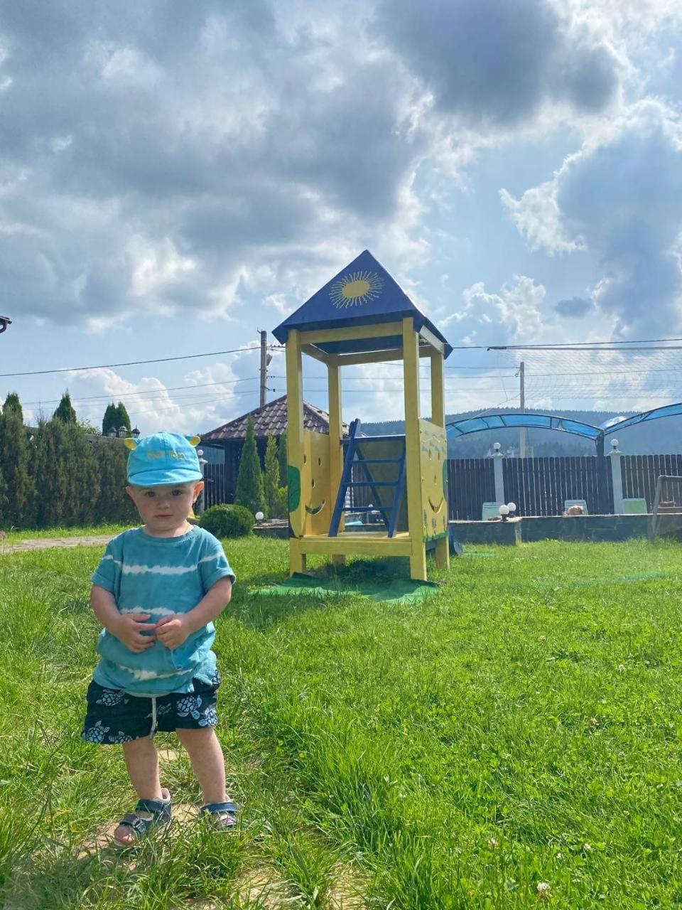 Villa Grand Skhidnytsia Bagian luar foto